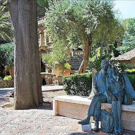 Taormina Giardini Naxos